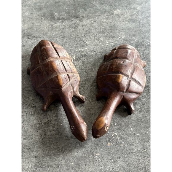 Vtg Turtle Tortious Hand Carved Wood Set Of 2 Wooden Reptiles - Picture 1 of 5